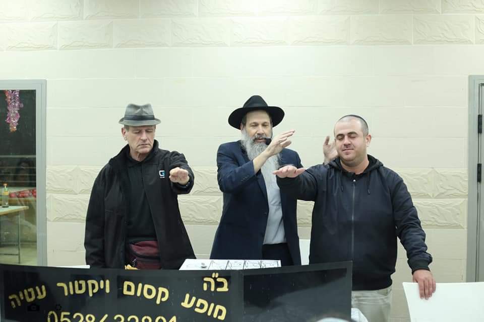 הרב ויקטור עטיה במופע תלפטי מדהים